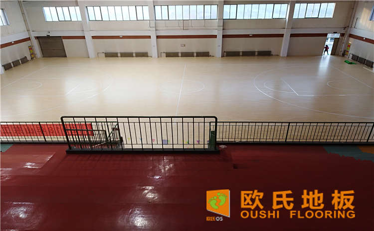 學(xué)校舞臺(tái)木地板保養(yǎng)