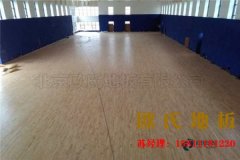 學校籃球館地板每平米價格